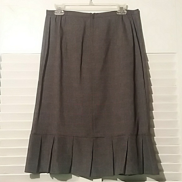 Perceptions Dress Suit - Picture 5 of 8